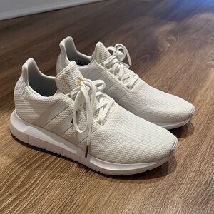 Adidas Women's White Athletic Shoes BRAND NEW